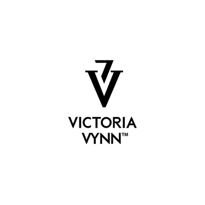 Περιποίηση νυχιών με προϊόντα Victoria Vynn